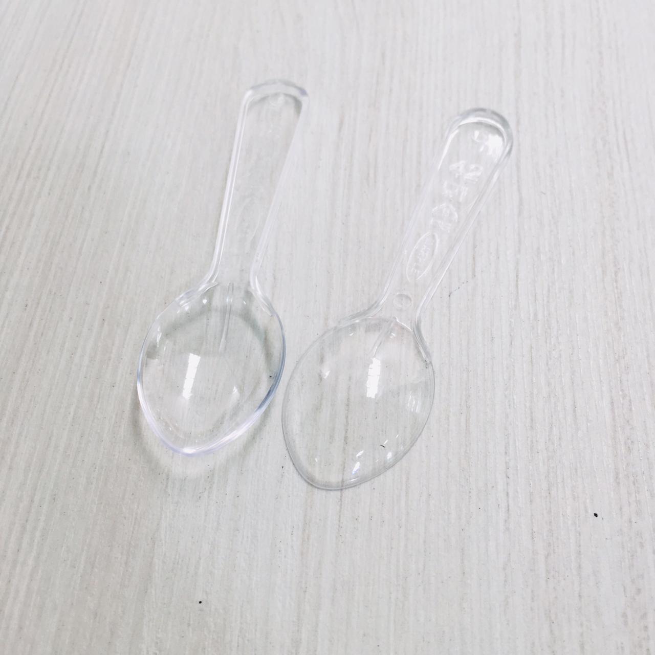 Cuchara Acrílica Transparente para Postre 250 un