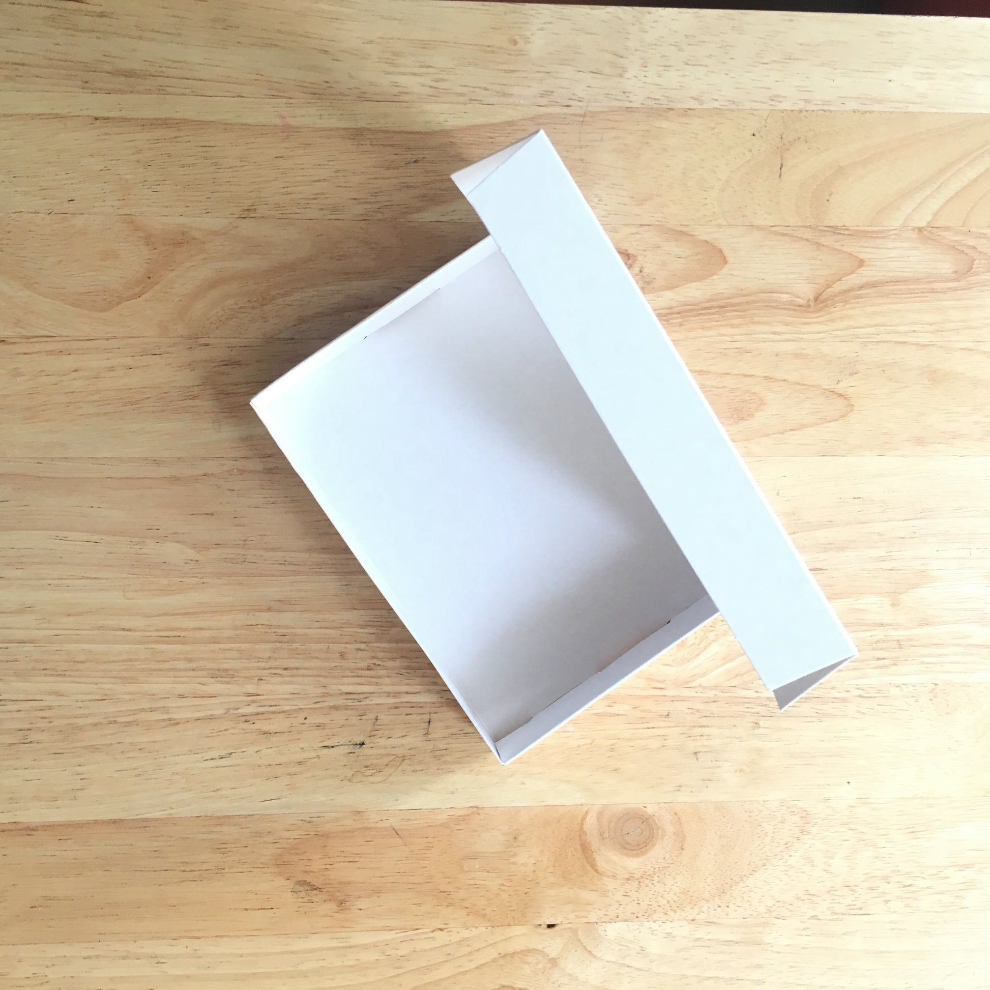Caja Blanca c/Ventana - Desechables Chiguayante